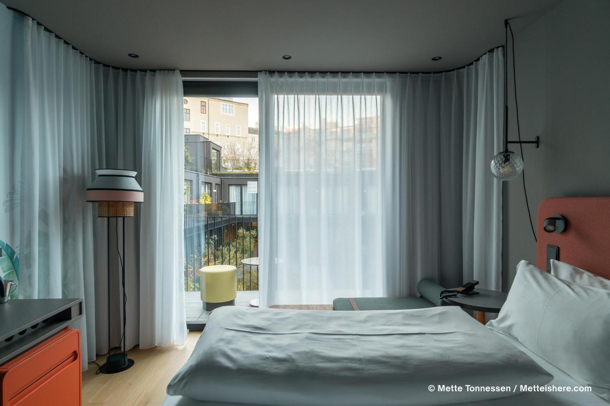 Hotel Indigo Vienna - Naschmarkt By Ihg Экстерьер фото